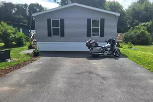85 Coffin Rd, Epping, NH 03042 - Photo 2
