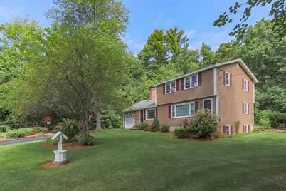 8 Lantern Lane, Auburn, NH 03032 - Photo 2