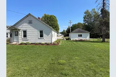 22  Pike Avenue, Littleton, NH 03561 - Photo 2