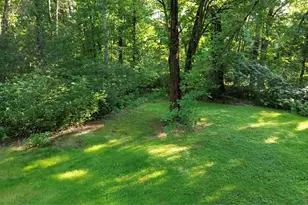 25 Chagnon Ln, Pelham, NH 03076 - Photo 6