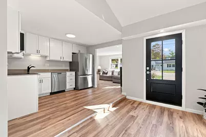212 Holly Lane, Portsmouth, NH 03801 - Photo 6