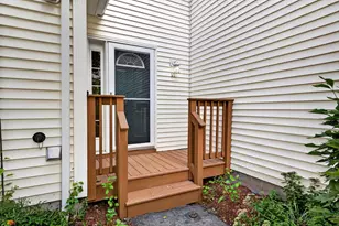 11 Echo Shore Dr, Merrimack, NH 03054 - Photo 6