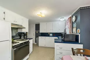 44 Waumbeck Rd, Wolfeboro, NH 03894 - Photo 6