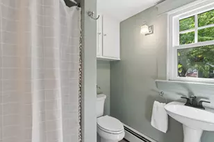 22 Forest St, Exeter, NH 03833 - Photo 22