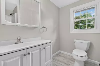 31 Woodhawk Way, Litchfield, NH 03052 - Photo 20