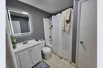 126 Mammoth Road Road #Unit4, Hooksett, NH 03106 - Photo 14