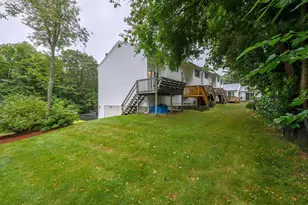 1325 Candia Rd, Manchester, NH 03109 - Photo 4