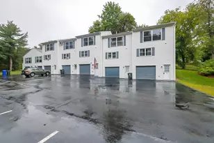 1325 Candia Rd, Manchester, NH 03109 - Photo 1