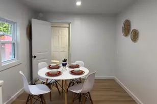208 Elm St, Concord, NH 03303 - Photo 12