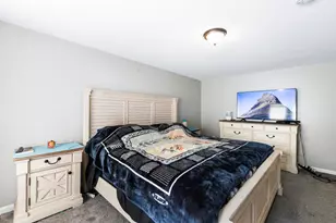 19 Jade Ct, Derry, NH 03038 - Photo 26