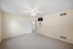 25 St Anthony Dr, Hudson, NH 03051 - Photo 22