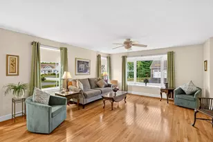 15 Monarch Way, Kingston, NH 03848 - Photo 4