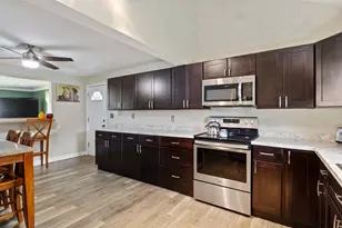 17 Lund St, Nashua, NH 03060 - Photo 12