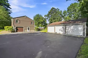 18 Westside Dr, Atkinson, NH 03811 - Photo 8