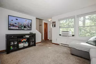 285 Colby Rd, Weare, NH 03281 - Photo 8