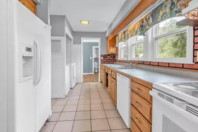 162 Main Street, Plaistow, NH 03865 - Photo 16