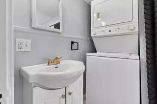 1043 Somerville St, Manchester, NH 03103 - Photo 18