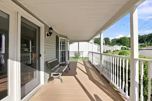 116 Ledgewood Dr, Hampstead, NH 03841 - Photo 18