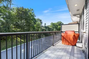 30 Cate St, Portsmouth, NH 03801 - Photo 12