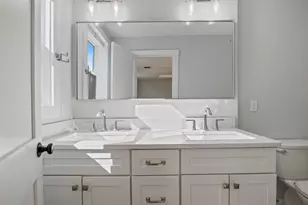 30 Cate St, Portsmouth, NH 03801 - Photo 18