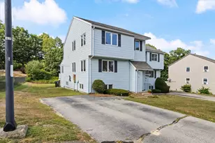 14 Jefferey Ln, Haverhill, MA 01832 - Photo 2