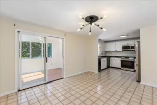 14 Jefferey Ln, Haverhill, MA 01832 - Photo 8