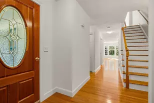 579 Sagamore Ave, Portsmouth, NH 03801 - Photo 8