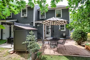 33 Blossom Ln, Merrimack, NH 03054 - Photo 32