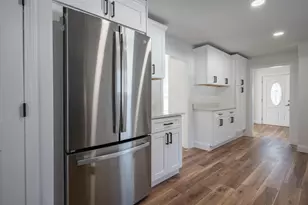 11 Millville St, Salem, NH 03079 - Photo 6