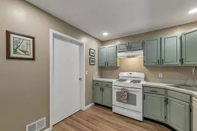 5 Bernards Road #1, Merrimack, NH 03054 - Photo 4