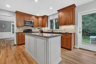14 Fieldstone Dr, Amherst, NH 03031 - Photo 8