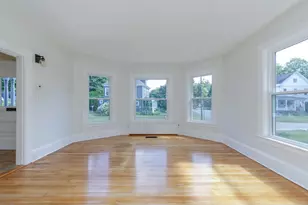 17 Clarke St, Concord, NH 03301 - Photo 8