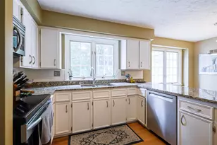 20 Buttonwood Rd, Bedford, NH 03110 - Photo 10