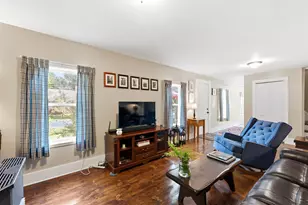 40 Old Sandown Rd, Chester, NH 03036 - Photo 4