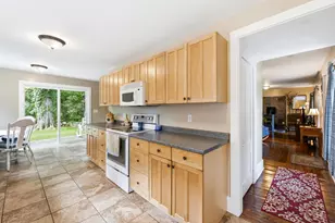 40 Old Sandown Rd, Chester, NH 03036 - Photo 12