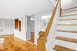 18 Summer St, Nashua, NH 03064 - Photo 8