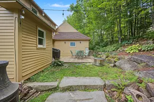 52 Chase St, Sunapee, NH 03782 - Photo 8