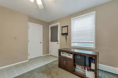 33 Moreau Street, Manchester, NH 03102 - Photo 18