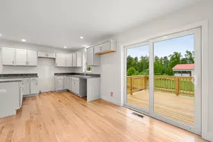 Unit 7 Violette Dr, Epping, NH 03042 - Photo 6