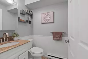 10 Aspen Ln, Merrimack, NH 03045 - Photo 6