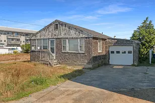 562 Winnacunnet Rd, Hampton, NH 03842 - Photo 6