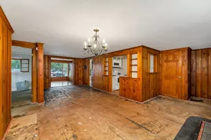 19 Smith Cove Rd, Gilford, NH 03249 - Photo 18