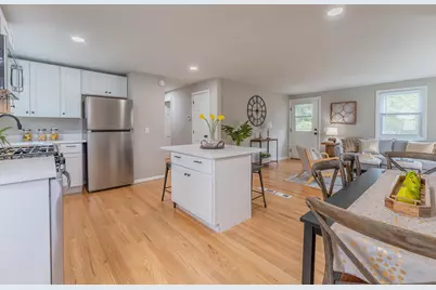 12 Hutchinson Street, Nashua, NH 03064 - Photo 6