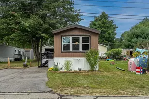 85 Crystal Springs Way, Somersworth, NH 03878 - Photo 2