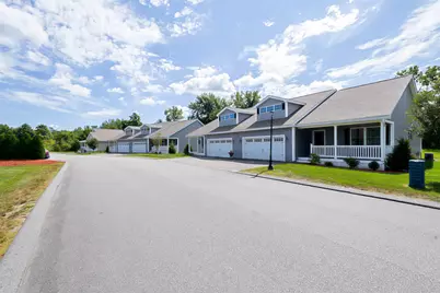 64 Brackett Lane #B, Hudson, NH 03051 - Photo 4
