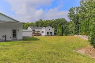 22 Kedeka Dr, Epsom, NH 03234 - Photo 10