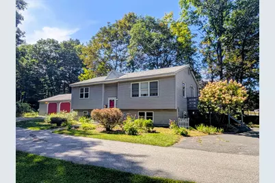 33 Chestnut Street, Claremont, NH 03743 - Photo 32