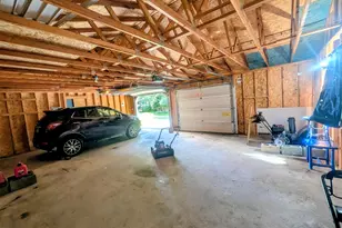 33 Chestnut St, Claremont, NH 03743 - Photo 30