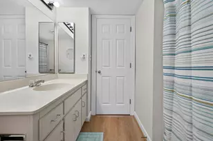 110 Coliseum Ave, Nashua, NH 03063 - Photo 16