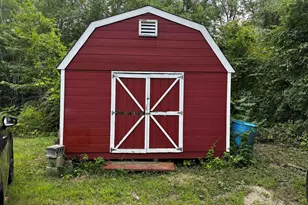 668 Washington St, Barrington, NH 03825 - Photo 2